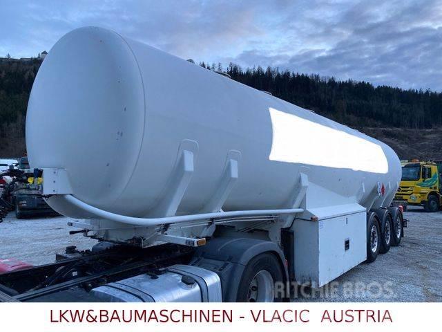 Schwarzmüller Benzin / Diesel 43.000 l 5kamm, Pumpe Poluprikolice cisterne