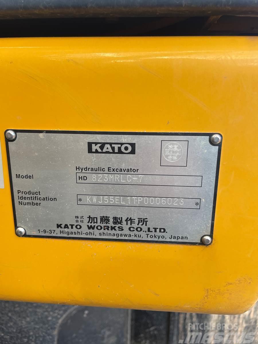 Kato HD823MRLC-7 Bageri guseničari