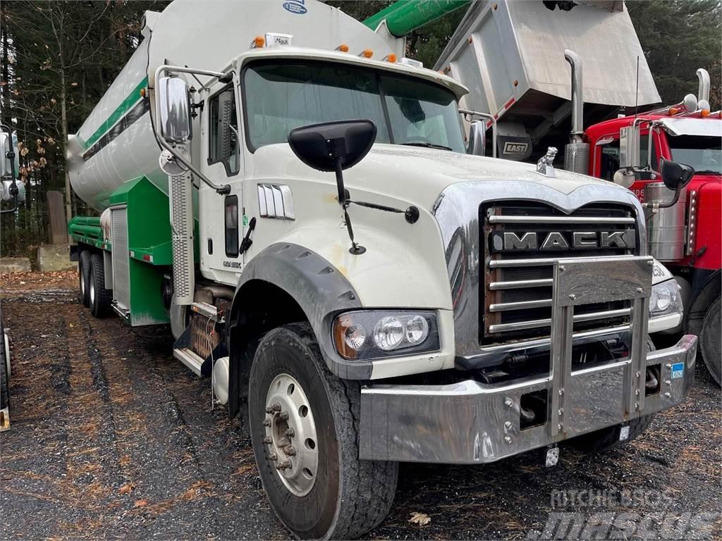 Mack Granite GU713 Poljoprivredni / žitni kamioni