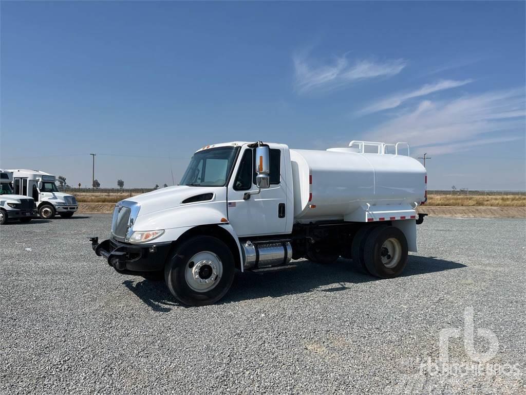 International 4300M7 Kamioni za vodu