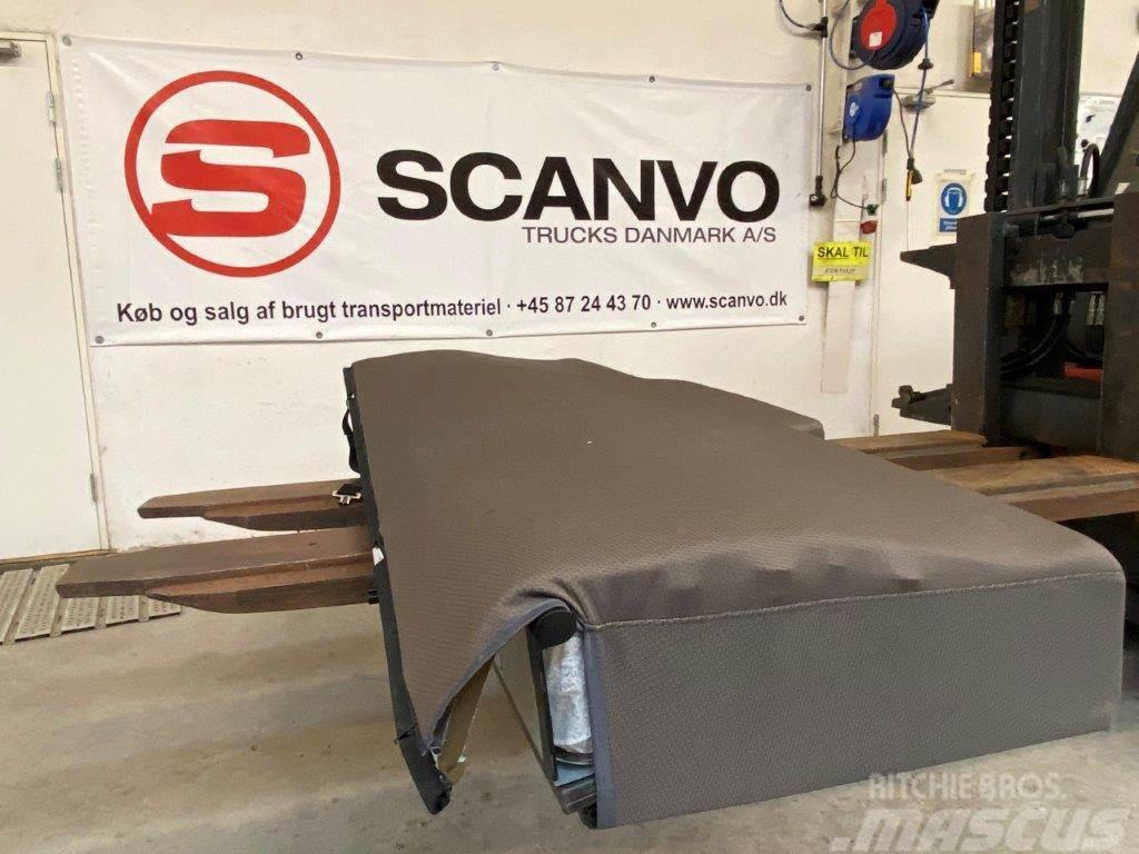 Scania Underkøje afmonteret med hovedpude Kabine i unutrašnjost