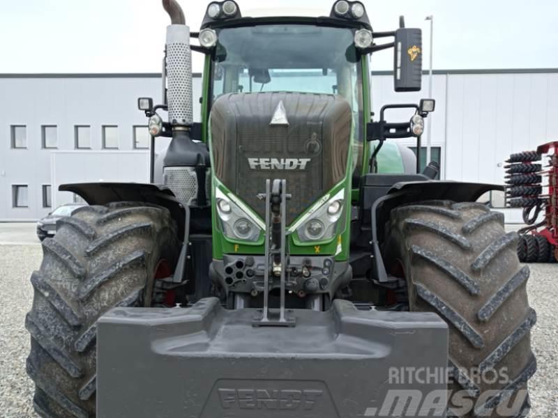 Fendt 824 Vario S4 Profi Traktori