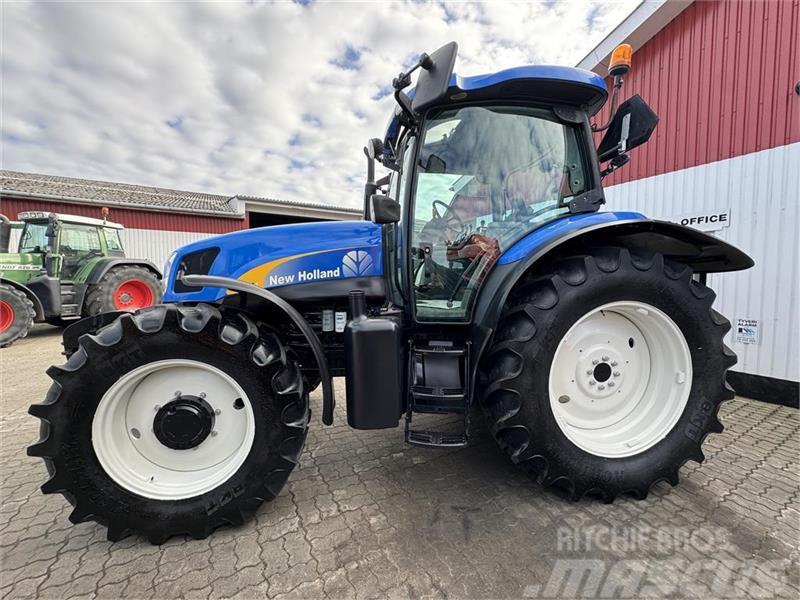New Holland TS 125 A KUN 4600 TIMER! Traktori