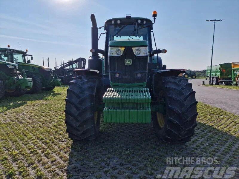John Deere 6195M Traktori