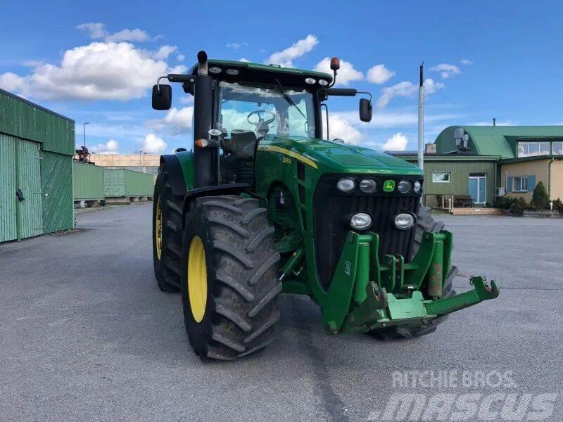 John Deere 8295R Traktori