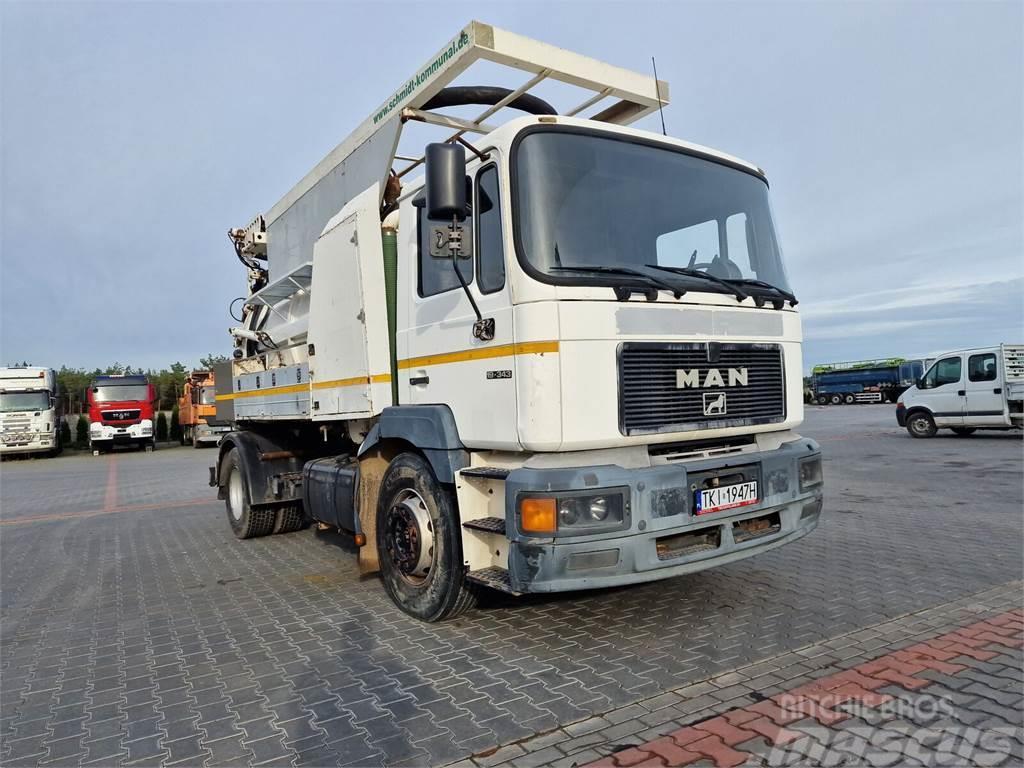 MAN WUKO MORO KOMBI FOR CHANNEL CLEANING Kombi vozila/ vakum kamioni