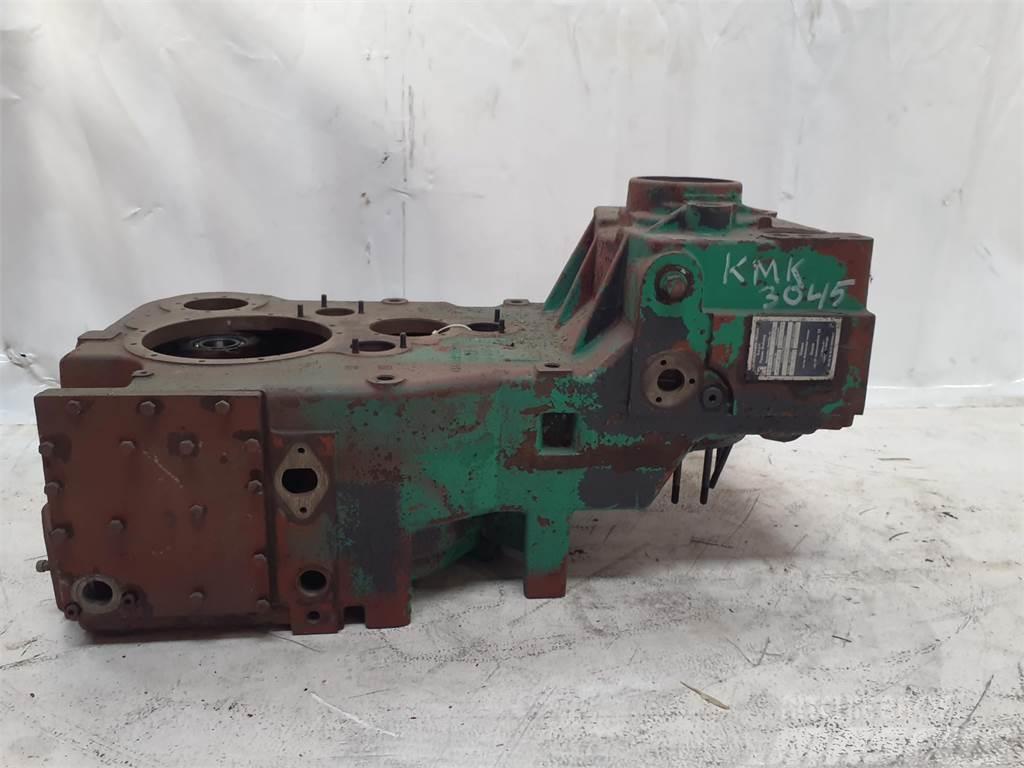 Krupp KMK 3045 gearbox ZF 6 WG 200 Transmisija