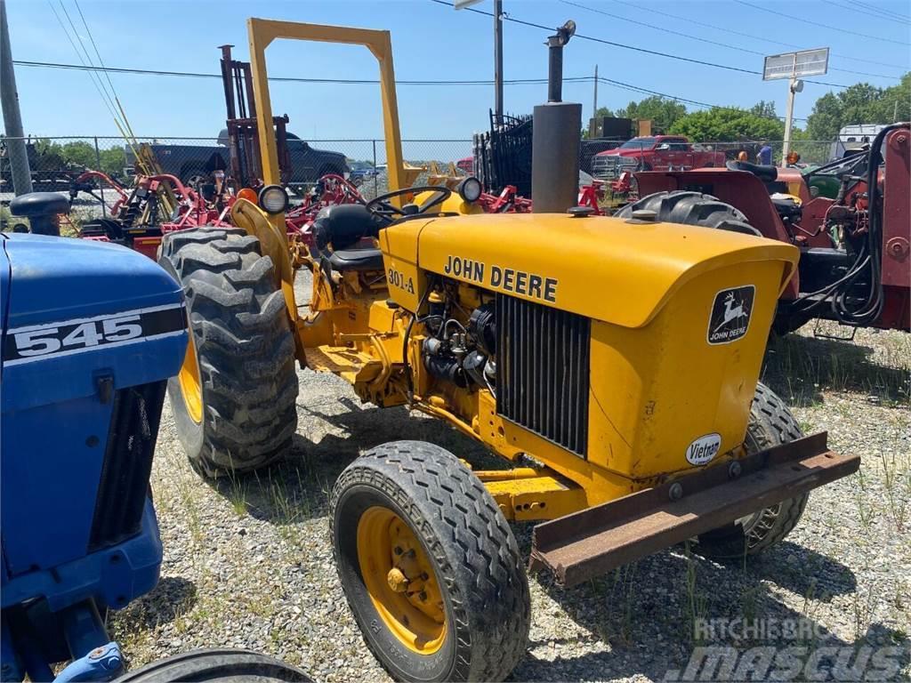 John Deere 301A Šumarski traktori