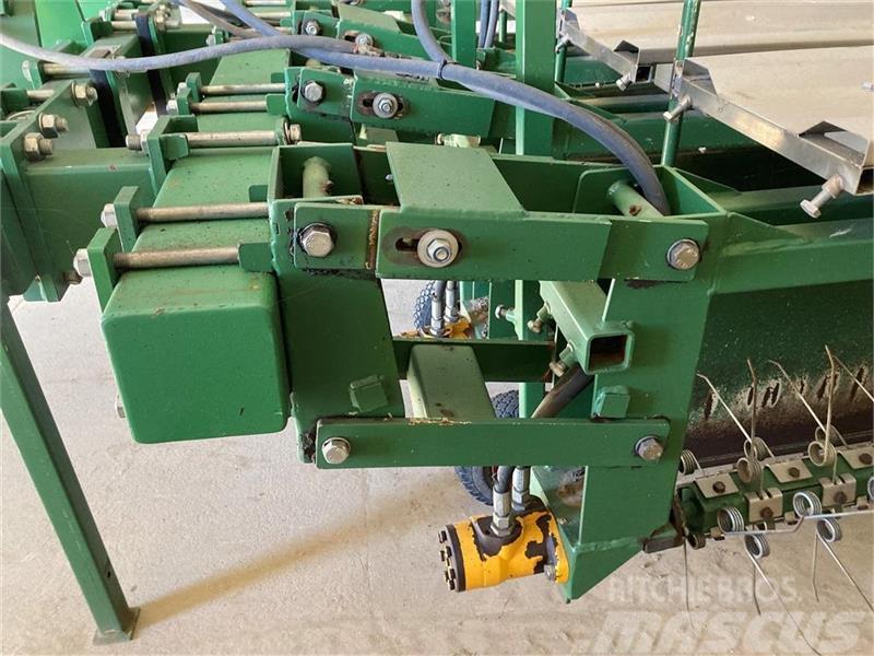  - - -  Christiaens Agro Systems - Rotorstrigle Ostale poljoprivredne mašine